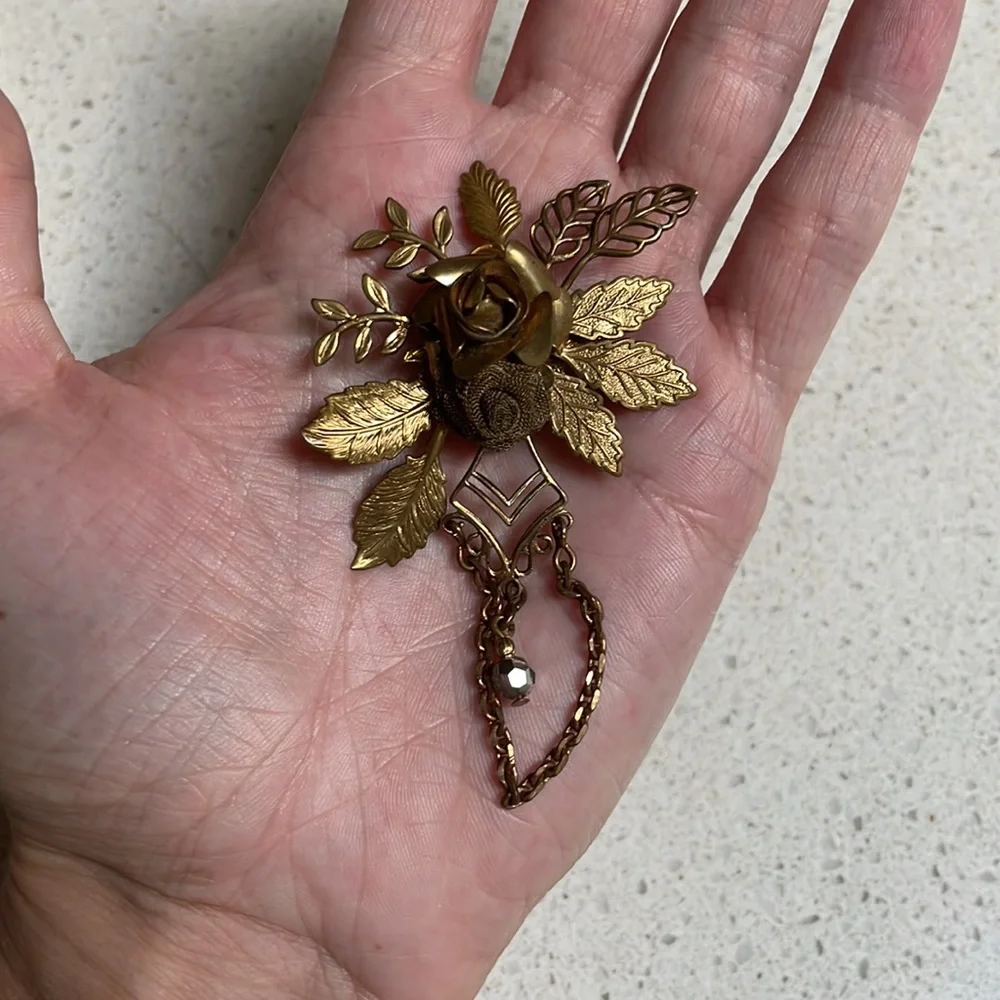 Vintage Gold Floral Rose Brooch with Chain and Clear Crystal